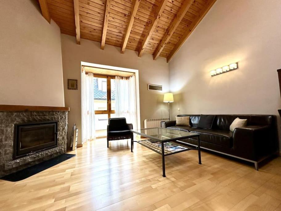 Lludriga, Alojamiento En Martinet, Puigcerda Buitenkant foto